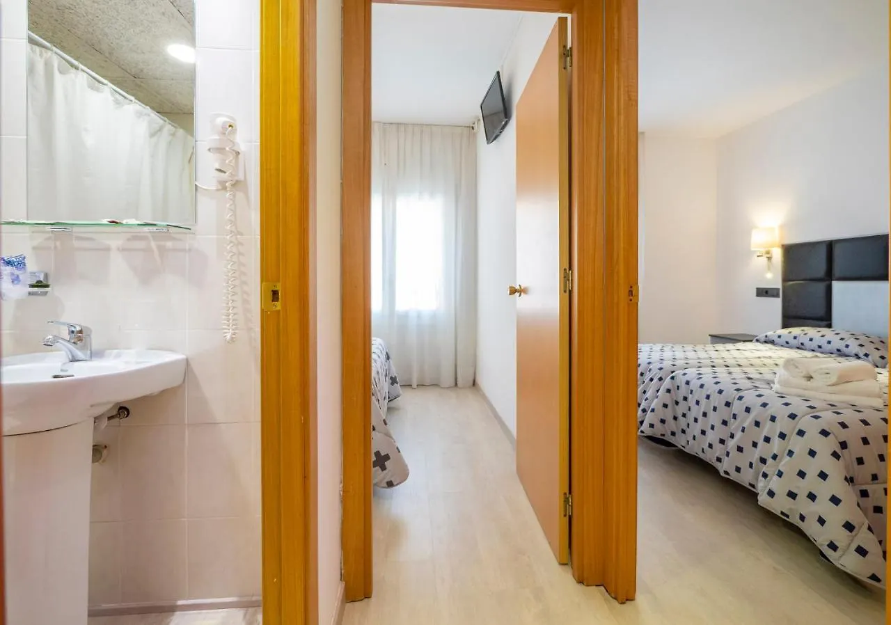 Hotel Vela Roses