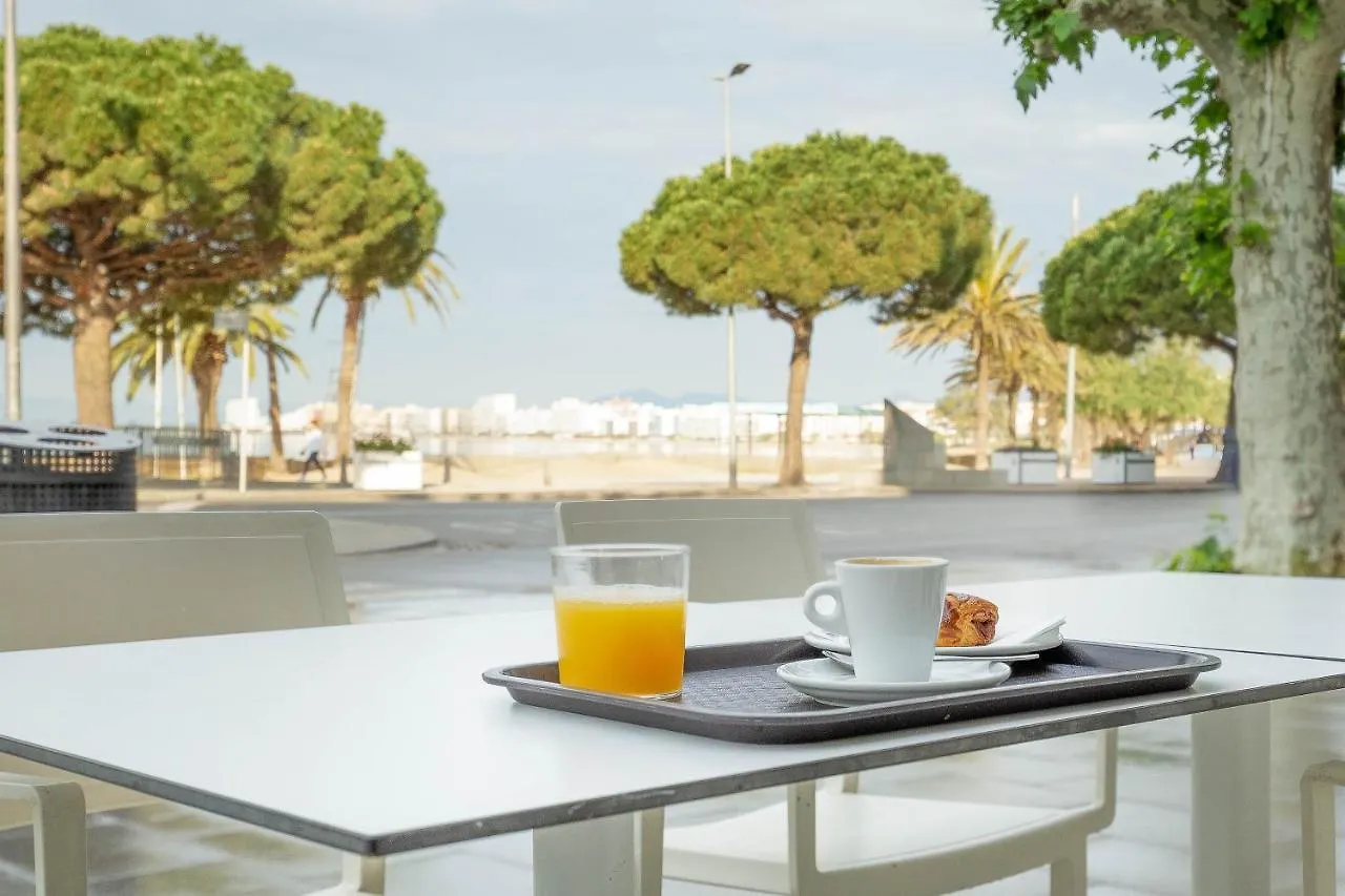 **  Hotel Vela Roses Espagne