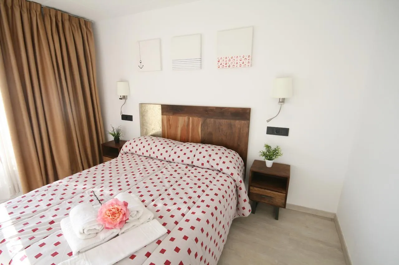 Hotel Vela Roses