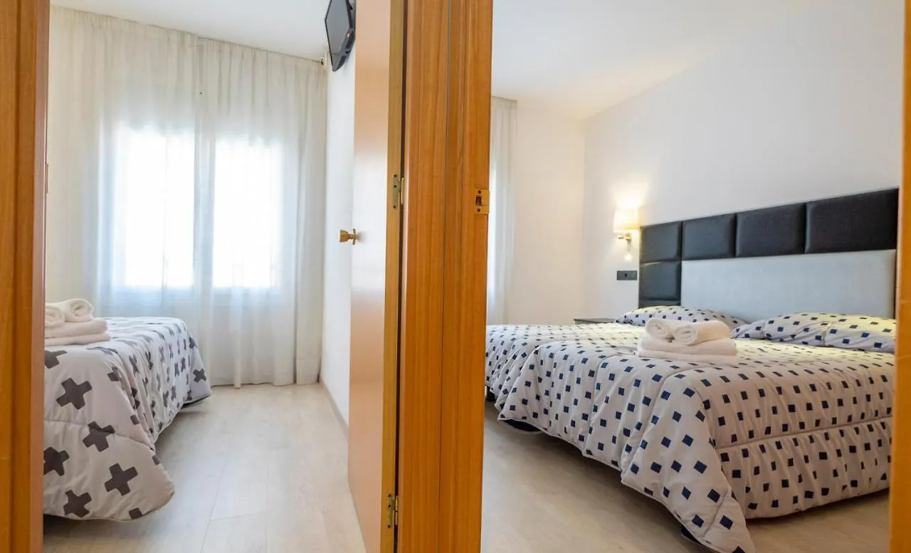 Hotel Vela Roses