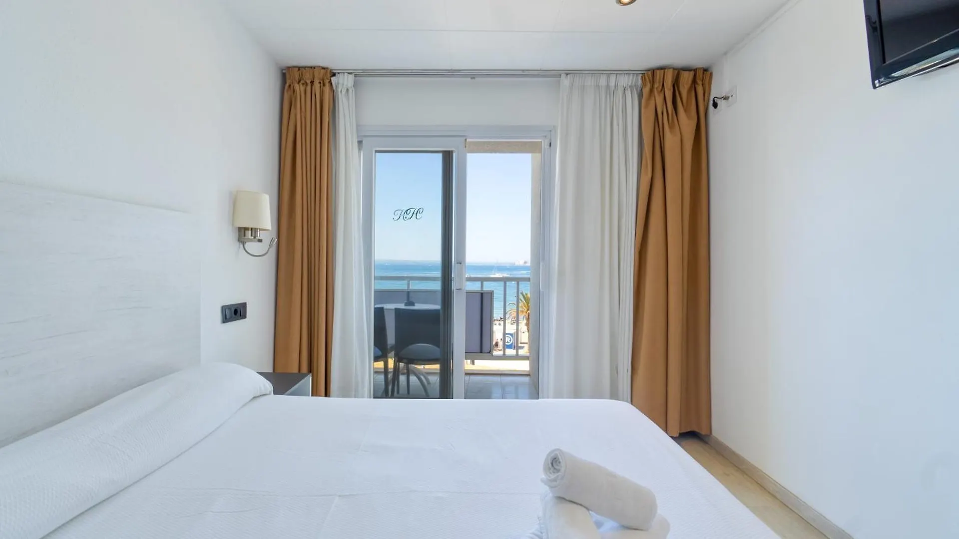 Hotel Vela Roses