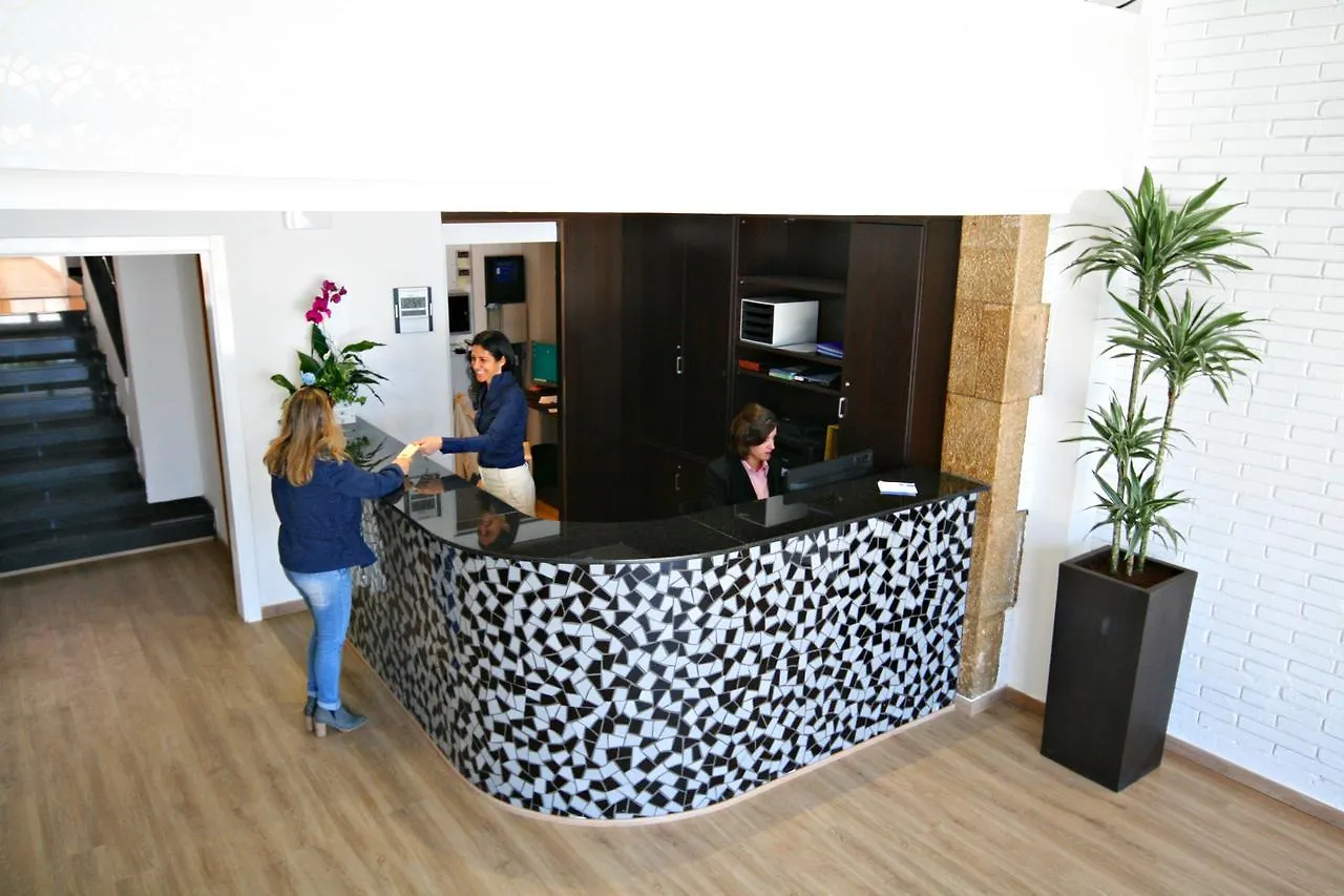 Hotel Vela Roses 2*,